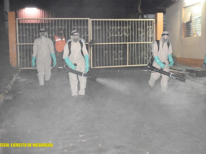 Sigue desinfección de lugares públicos en la capital Managua. Radio La Primerísima
