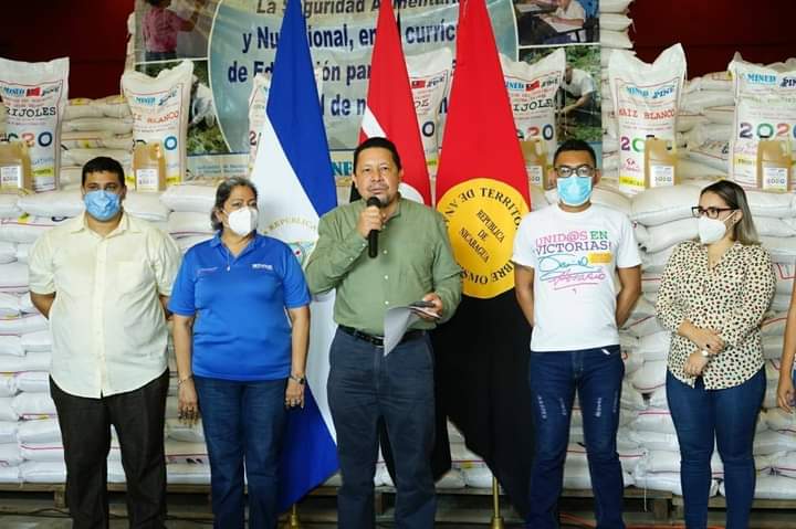 Mined distribuye Merienda Escolar Managua. Por Douglas Midence/Radio La Primerísima
