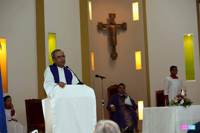 Templos Católicos reabren sus puertas a la feligresía Managua. Radio La Primerísima