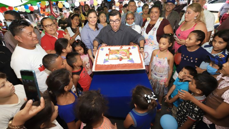 Comerciantes celebran 41 aniversario del mercado Israel Lewites Managua. Radio La Primerísima