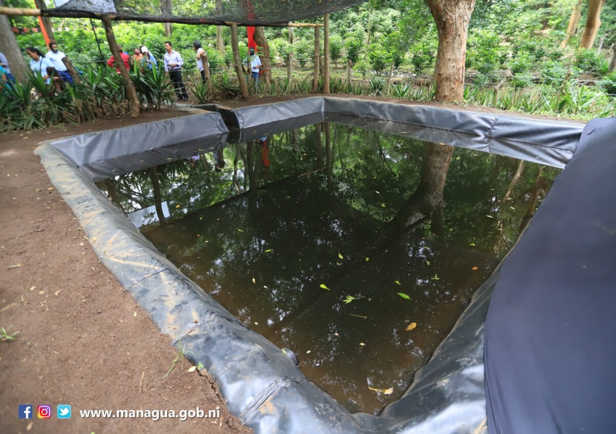 Construyen  reservorios de agua en la comarca de  San Isidro Libertador en Managua Managua. Radio La Primerísima