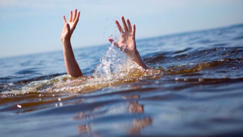Encuentra cuerpo de hombre ahogado en Xiloá Managua. Radio La Primerísima