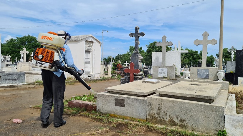 Alcaldía de Managua remoza cementerios Managua. Radio La Primerísima