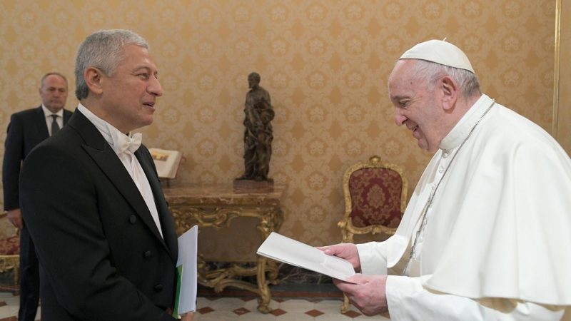 El Papa recibe cartas credenciales del embajador nica ante El Vaticano Managua. Radio La Primerísima