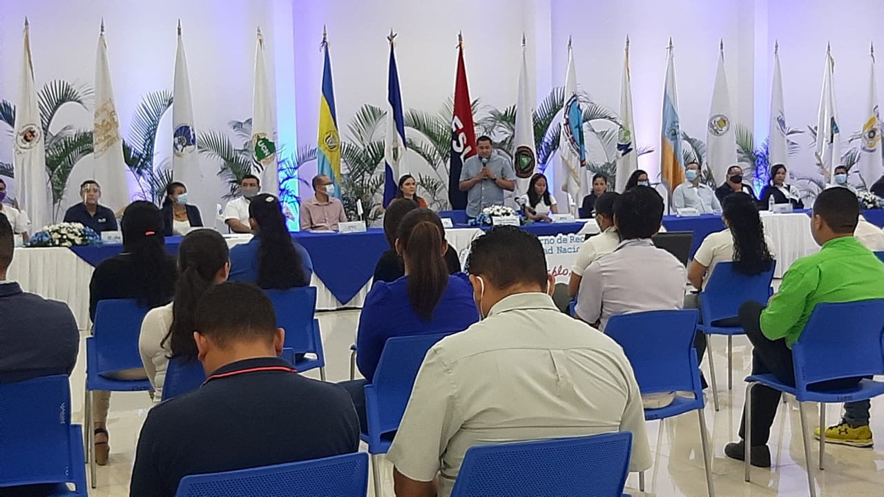 Gobierno oferta más de 7 mil becas universitarias Managua. Por Douglas Midence/Radio La Primerísima