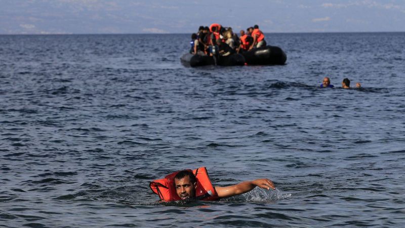 Mueren al menos 140 migrantes tras hundirse embarcación que se dirigía a Canarias Madrid, España. Agencias