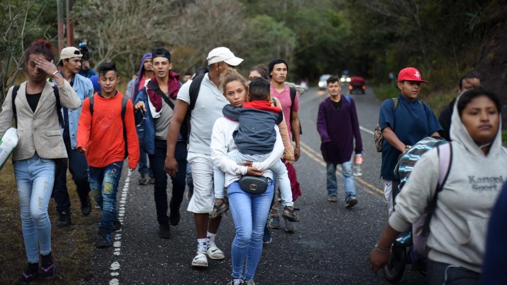 AMLO afirma que caravana de migrantes regres a Honduras Radio