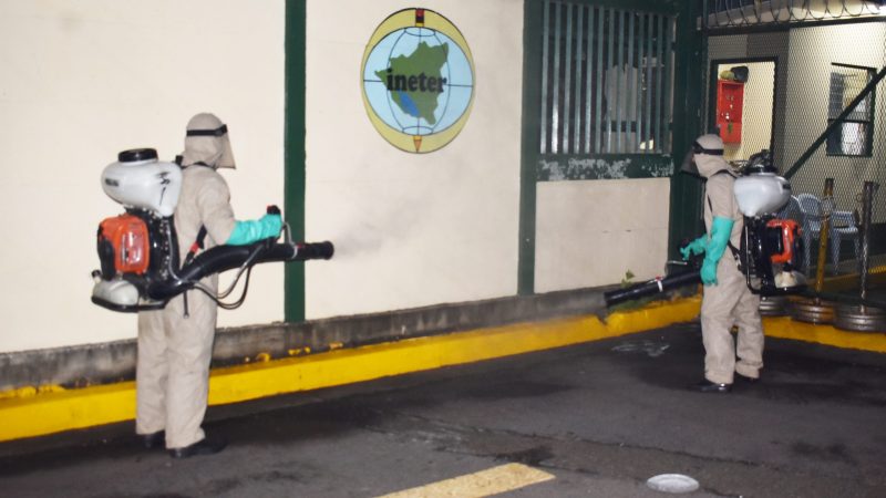 Siguen jornadas para desinfectar espacios públicos Managua. Radio La Primerísima