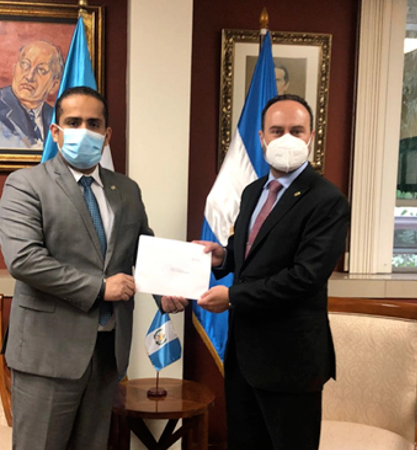 Presenta cartas credenciales el embajador de Nicaragua en Guatemala Managua. Radio La Primerísima