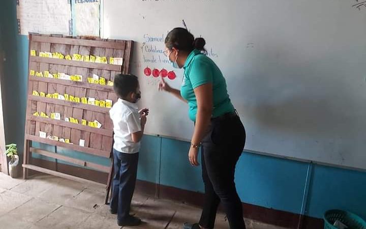 Realizan convocatoria para formación de nuevos maestros Managua. Por Douglas Midence/Radio La Primerísima