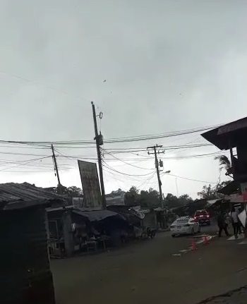Tornado afecta más de 10 casas en San Carlos Managua. Radio La Primerísima