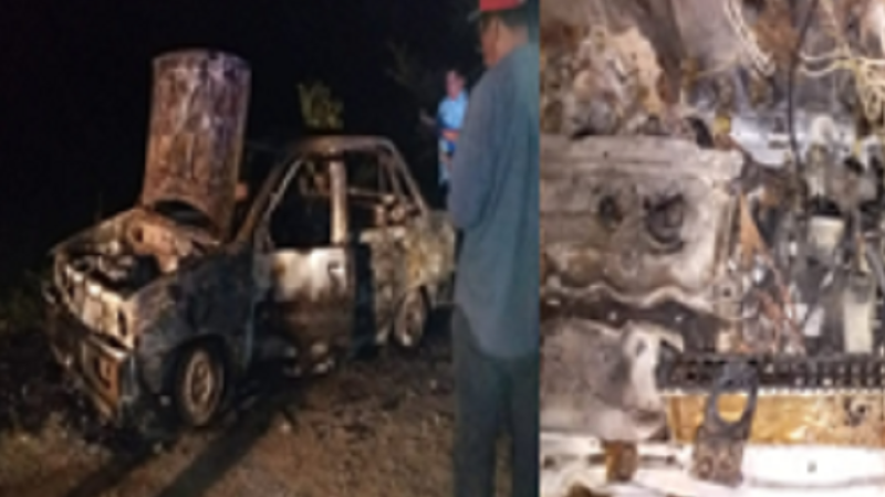 Bomberos sofocan incendio en taxi ocurrido en Granada Managua. Por Rebeca Flores/Radio La Primerísima