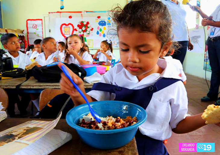 Merienda Escolar lista para ser distribuida en escuelas de Jinotega Managua. Radio La Primerísima