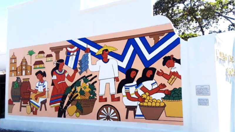 Restauran mural del maestro Leoncio Sáenz en León Managua. Radio La Primerísima