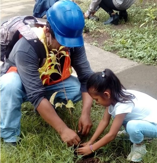 ENACAL impulsa campaña de reforestación Managua. Radio La Primerísima