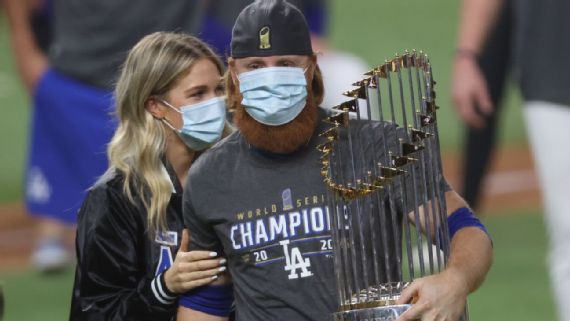 Justin Turner celebra campeonato de Dodgers,  pese a ser a positivo de Covid-18 Los Ángeles, California. ESPN Deportes