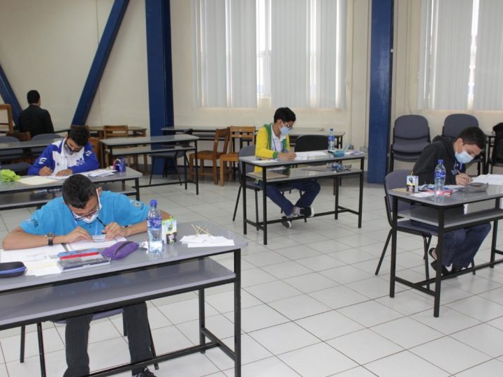 Estudiantes nicas en XXII Olimpiada de Matemática Managua. Radio La Primerísima