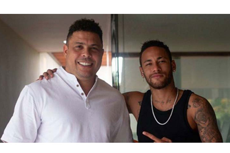Ronaldo felicita a Neymar por ubicarse segundo goleador de Brasil Brasilia. Prensa Latina