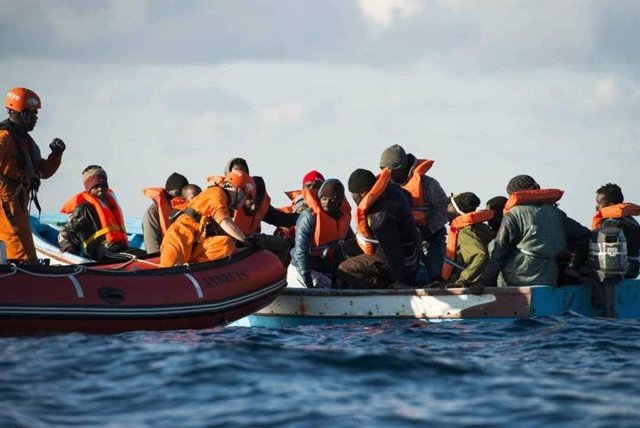 Migrantes que se dirigían a Gran Canaria son rescatados Agencia 