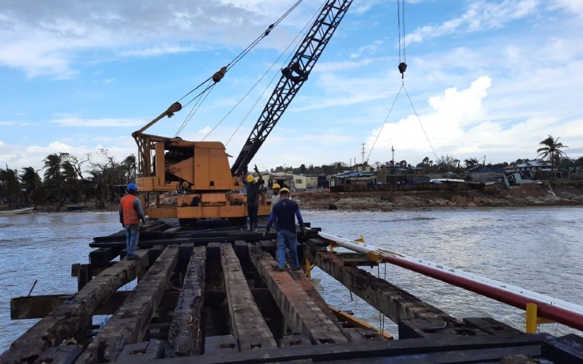 Avanzan reconstrucción del muelle de Puerto Cabezas Managua. Radio La Primerísima