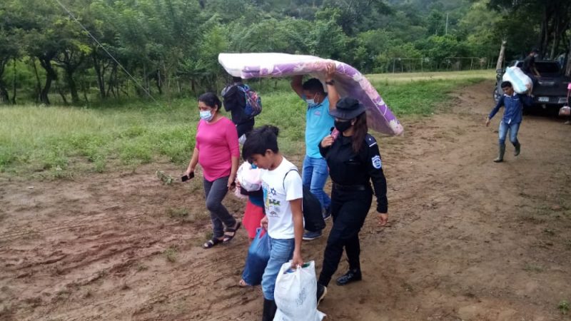 Gobierno garantiza seguridad a familias que regresan a sus hogares Managua. Radio La Primerísima