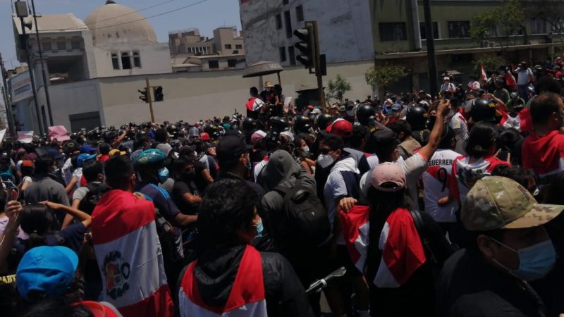 Crisis de Perú empeora tras la renuncia de su efímero presidente Lima. Agencias