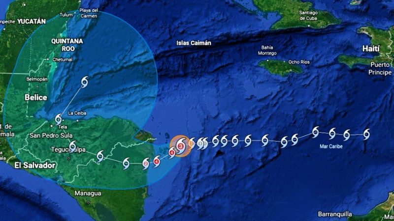 ETA es un poderoso huracán categoría 4 y quizá se fortalezca más Miami. Radio La Primerísima.