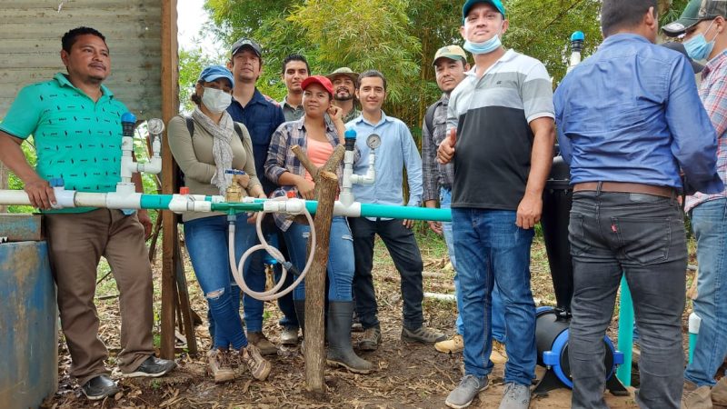 Mejoran sistema de riego en finca de Ingeniería Agrícola de la UNI Managua. Radio La Primerísima.