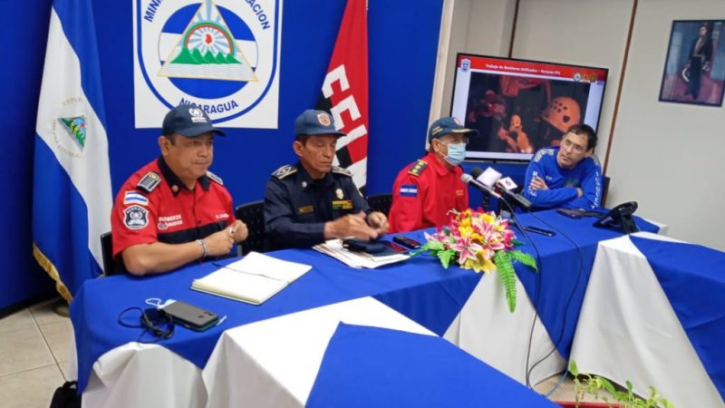 Bomberos Unificados preparados para atender a las familias Managua. Radio La Primerísima