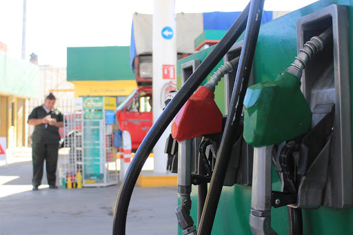 Fuerte alza en precios de combustibles Managua. Radio La Primerísima