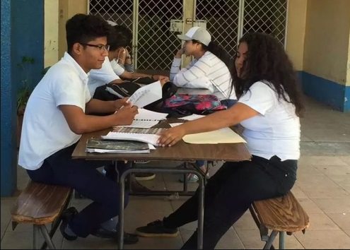 Avanzan matriculas en Instituto Maestro Gabriel Managua. Por Jaime Mejía/Radio La Primerísima
