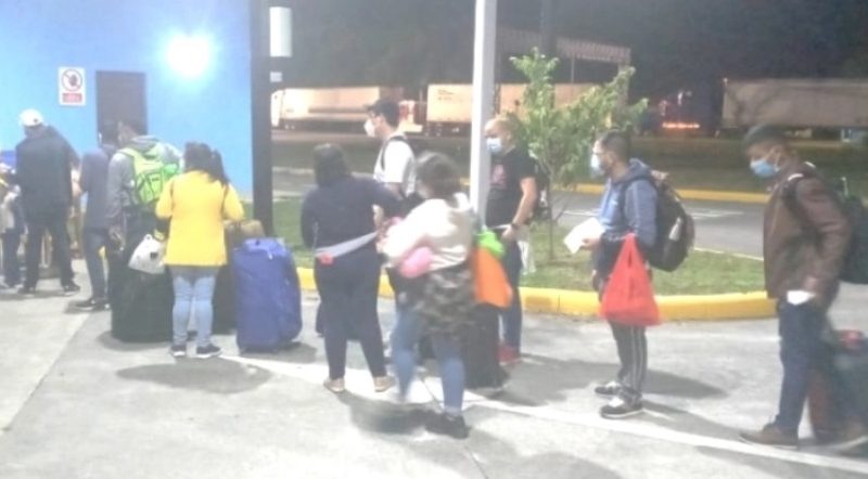 Arriban 238 nicaragüenses procedentes de Panamá Managua. Radio La Primerísima