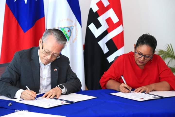 Taiwán dona 500 mil dólares para proyecto porcino Managua. Radio La Primerísima