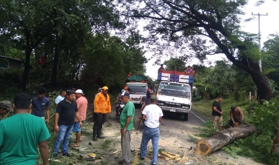 MTI restablece red vial en gran parte del país Managua. Radio La Primerísima
