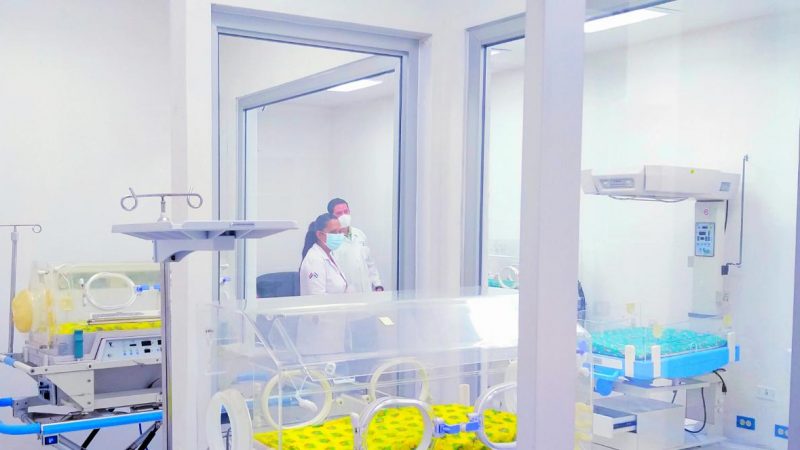 Concluye remodelación de Sala de Neanatología de hospital en Siuna Managua. Radio La Primerísima