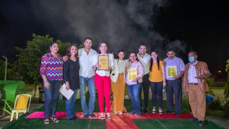 Premian mejores altares y nacimientos en Managua Managua. Radio La Primerísima