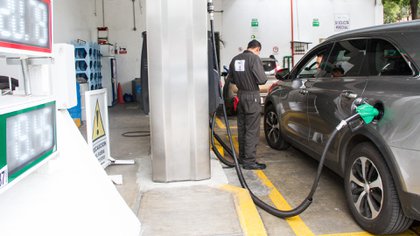 Sustancial incremento en precios de combustibles Managua. Radio La Primerísima