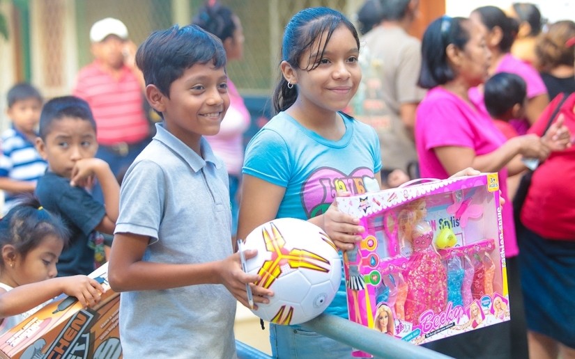 Entregarán miles de juguetes en homenaje al guerrillero Gaspar García Laviana Managua. Radio La Primerísima