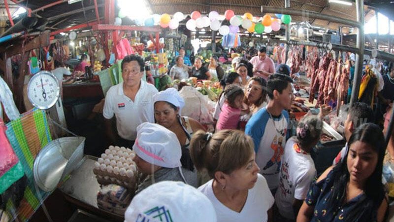 Mercado Israel Lewites con precios accesibles para la cena navideña Managua. Radio La Primerísima
