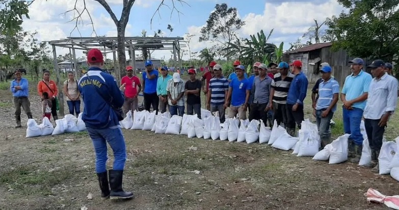 Universitarios en labor humanitaria en Caribe Norte Managua. Prensa Latina