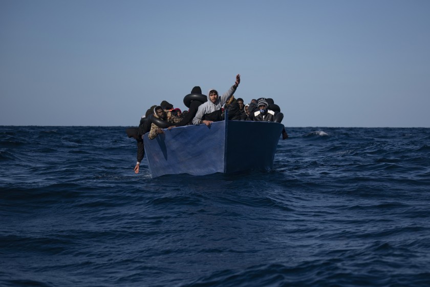 Treinta migrantes son auxiliados y devueltos a Francia Agencia