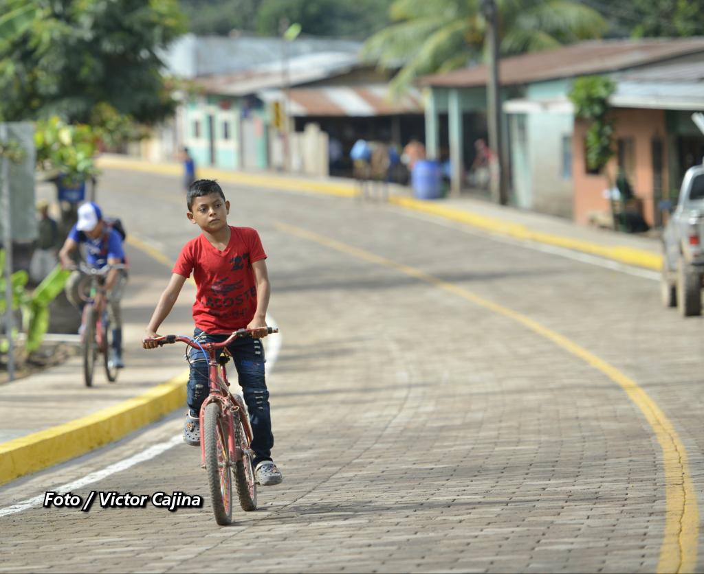Nueva carretera beneficia más de 10 mil habitantes en Waslala Managua. Por Libeth González/Radio La Primerísima
