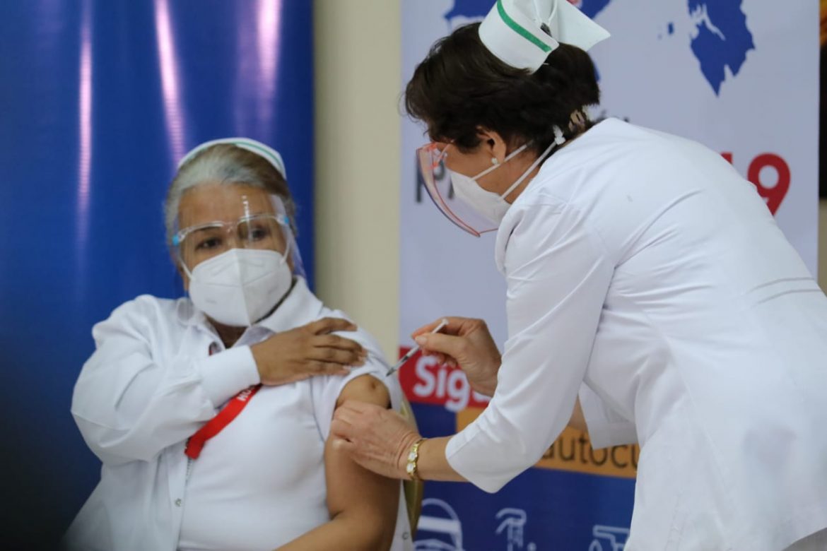 Panamá inicia proceso de vacunación contra el Covid-19 Agencia