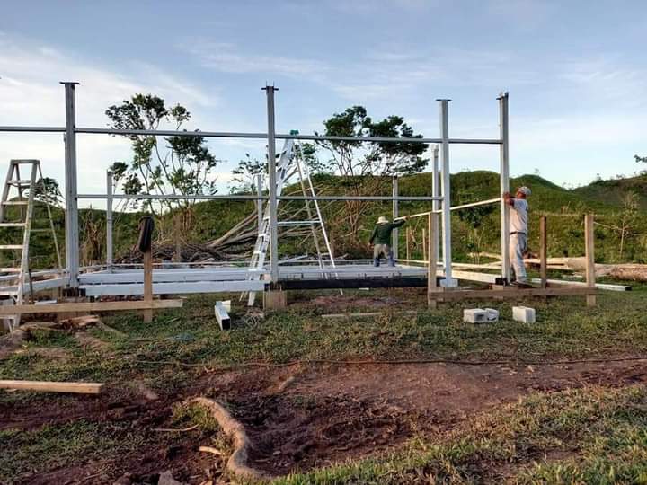 Construyen aulas prefabricadas en Caribe Norte Managua. Radio La Primerísima 