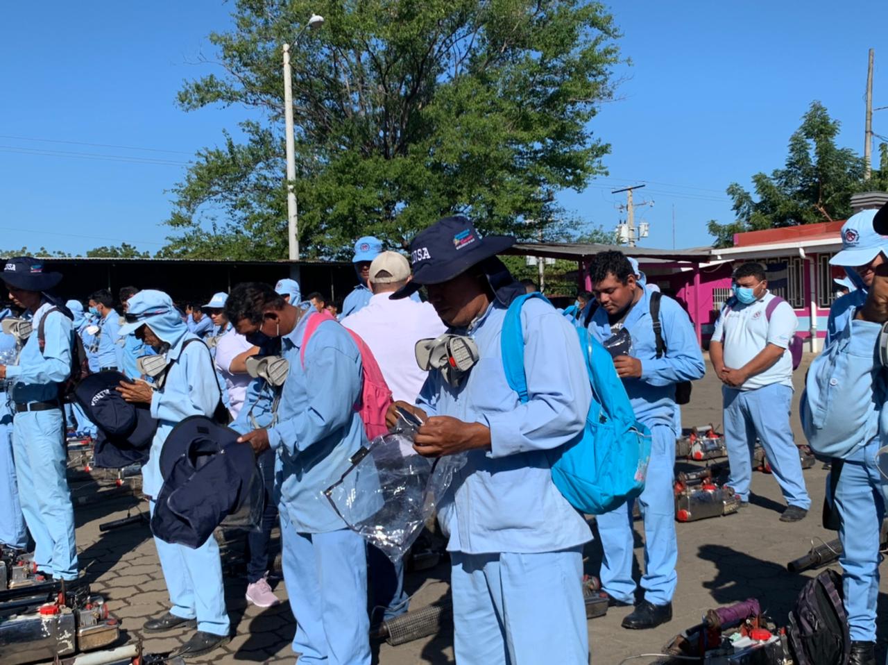 Refuerzan protección sanitaria a brigadas de fumigación Managua. Radio La Primerísima