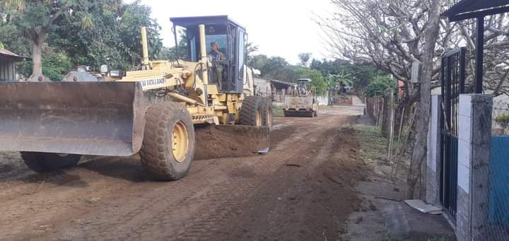 Mejoran caminos en municipio de Santa Teresa Santa Teresa, Carazo. Por Manuel Aguilar/Radio La Primerísima