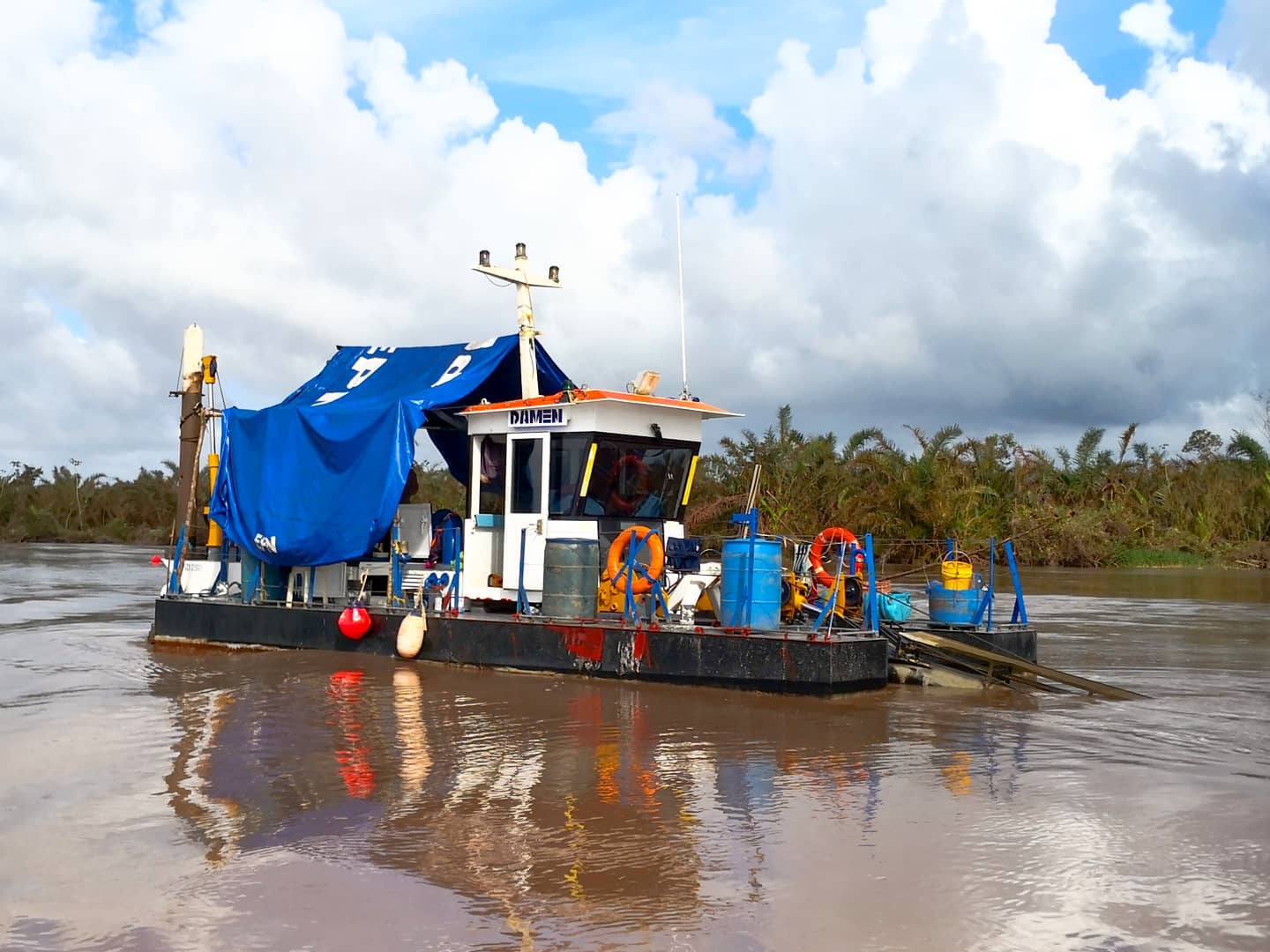 Barcos navegan con más fluidez en canales de Laguna de Perlas Managua. Radio La Primerísima
