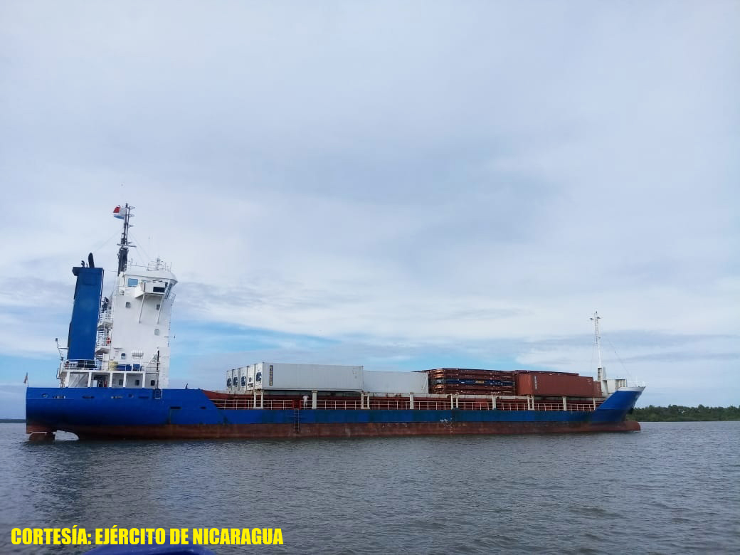 Ejército protege y da seguridad a buques mercantes Managua. Radio La Primerísima