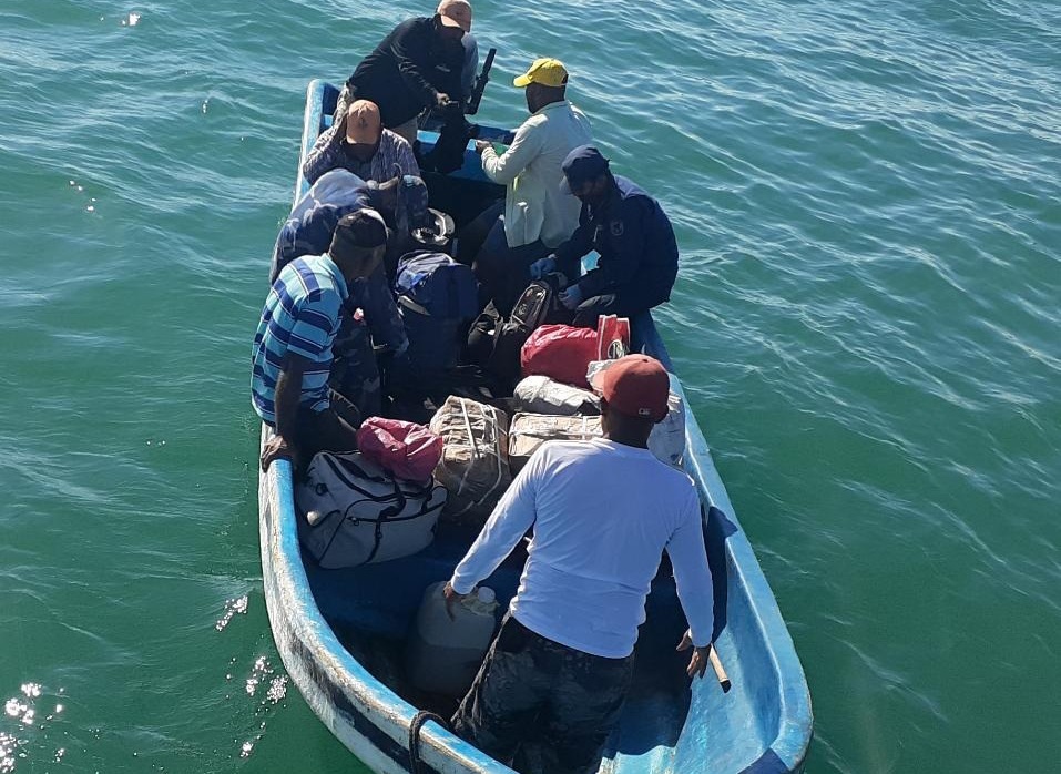 Fuerza Naval retiene a hondureños que navegaban en aguas nacionales Managua. Radio La Primerísima