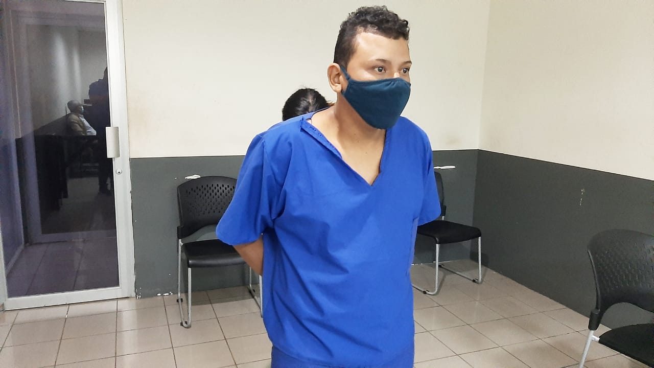 Dejan preso a sujeto que asaltó a trabajadora del Minsa Managua. Por Jerson Dumas/Radio La Primerísima